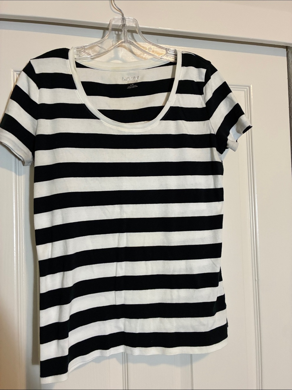 Merona Black and White Horizontal Stripe Scoop Neck Tee